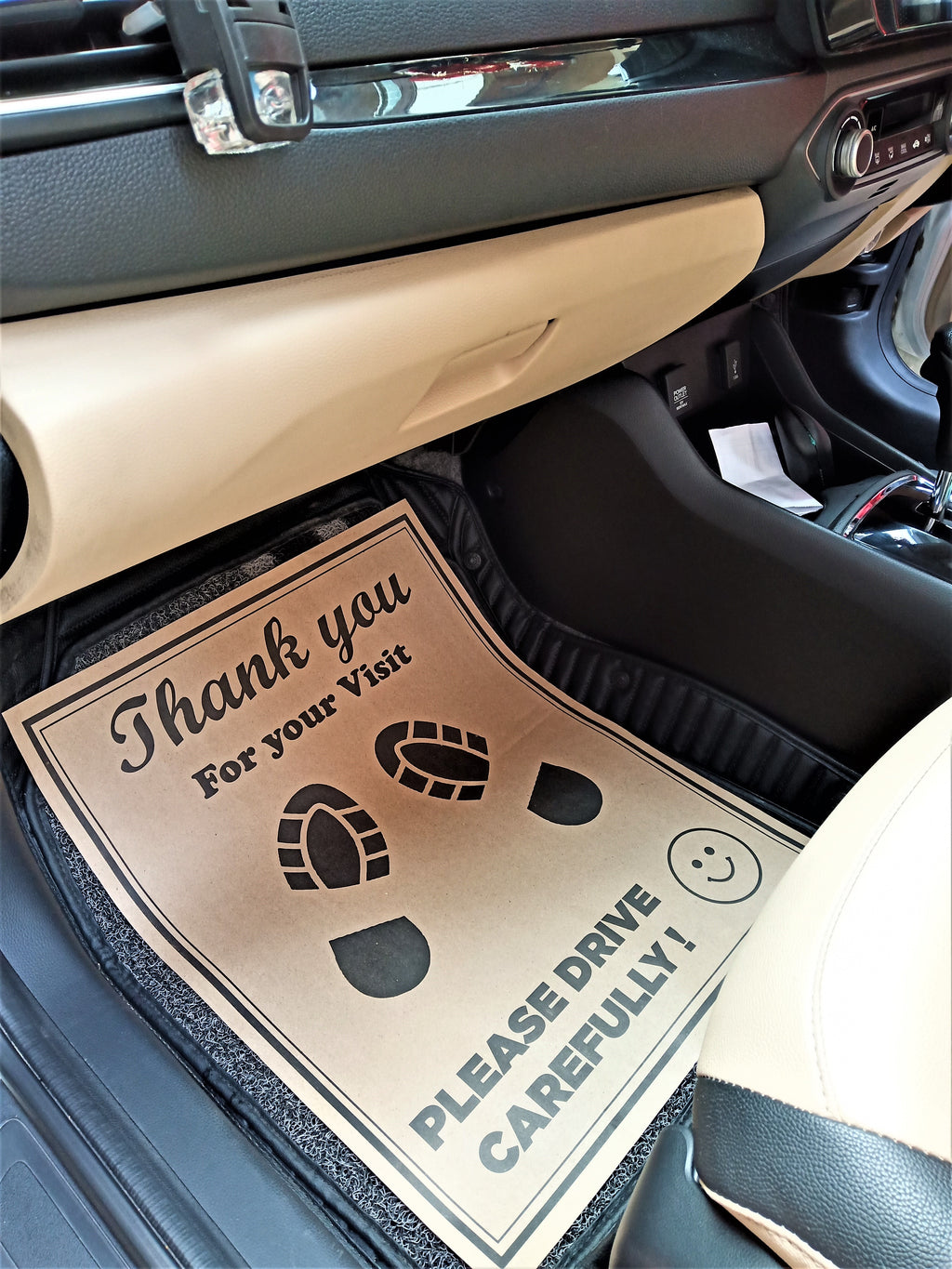 Disposable Car Paper Floor Mats for Car Interior Protection – Brown Extra Large, 18 × 21 Inches (46 × 53 cm)
